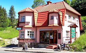 Vila Lenka